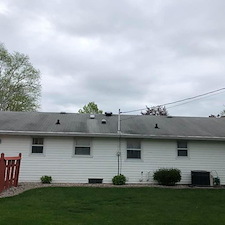 Roof Algae in Wisconsin: What Causes Black Streaks and How Roof Cleaning Fixes It